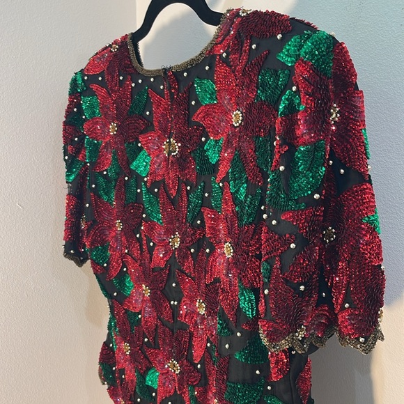 GORGEOUS Vintage Laurence Kazar formal sequined and beaded top. - Picture 7 of 9